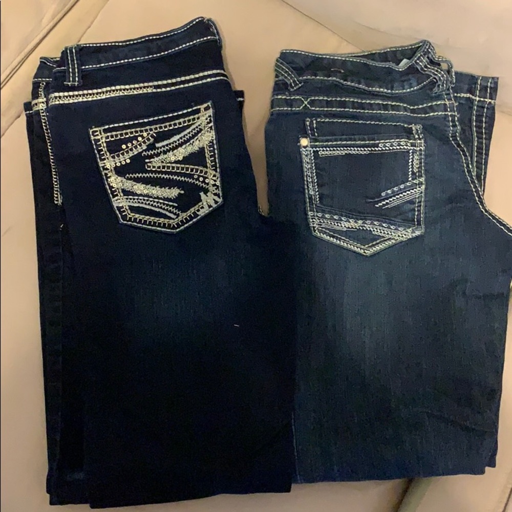 Bundle of 2 Maurice’s jeans